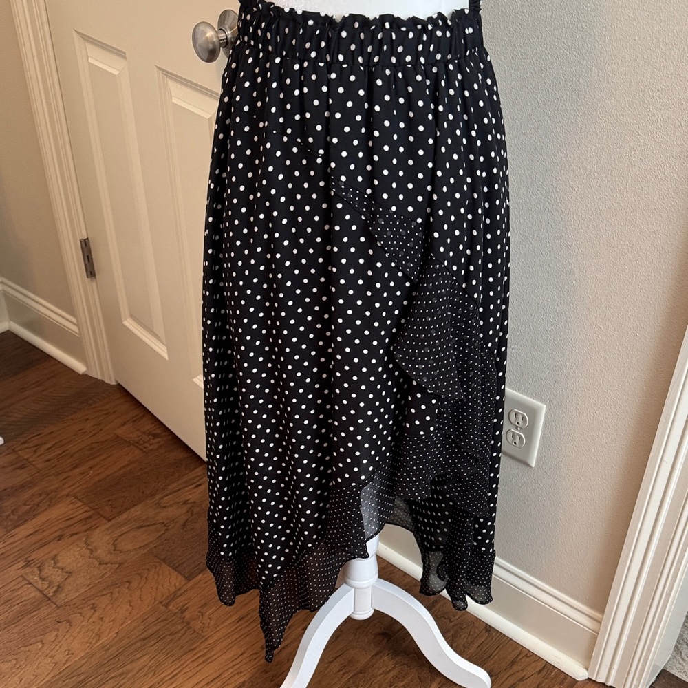 Black Polka Dot Women's Skirt NWOT